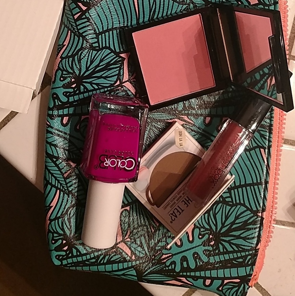 Ipsy bag
